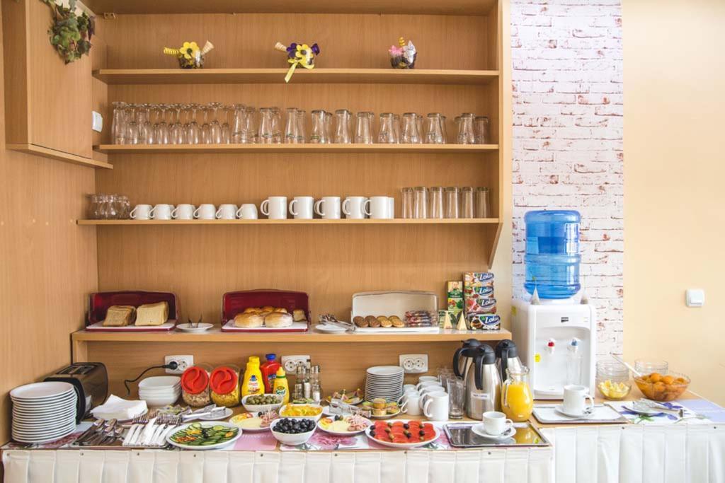 Garni Hotel Alma Пірот Екстер'єр фото