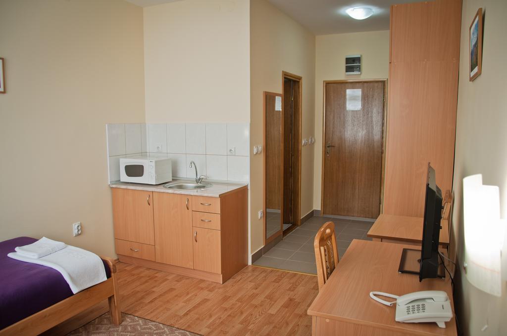 Garni Hotel Alma Пірот Номер фото