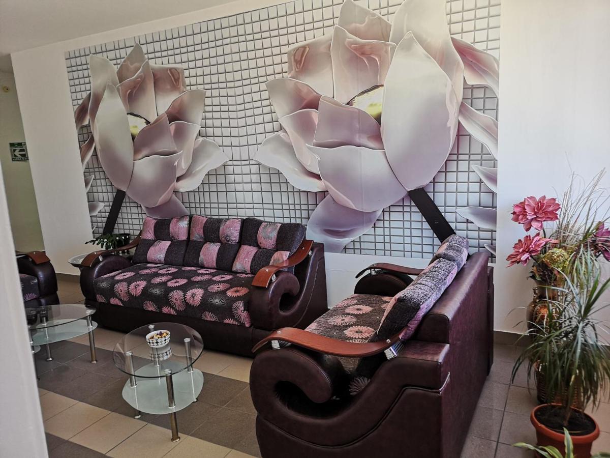 Garni Hotel Alma Пірот Екстер'єр фото